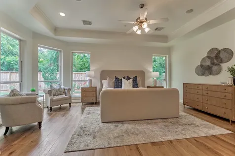6 Millsap The Woodlands TX 77382