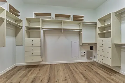 6 Millsap The Woodlands TX 77382