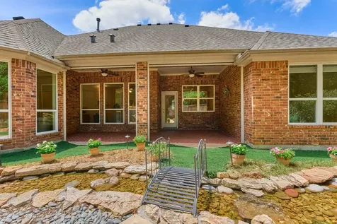 6 Millsap The Woodlands TX 77382
