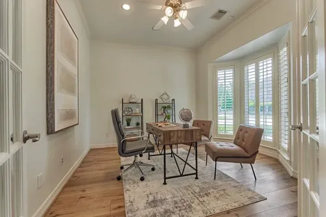 6 Millsap The Woodlands TX 77382