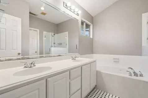 59 N Avonlea Circle The Woodlands TX 77382