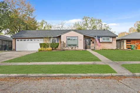 5618 Cerritos Drive Houston TX 77035