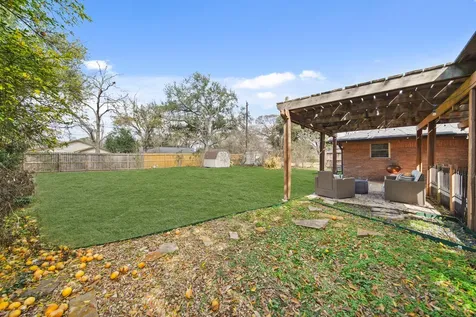 5618 Cerritos Drive Houston TX 77035