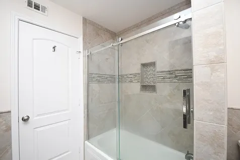 13240 Trail Hollow Drive 3240 Houston TX 77079