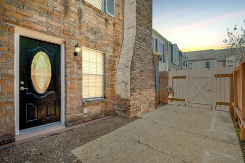 13240 Trail Hollow Drive 3240 Houston TX 77079