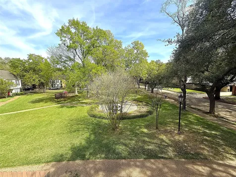 13240 Trail Hollow Drive 3240 Houston TX 77079