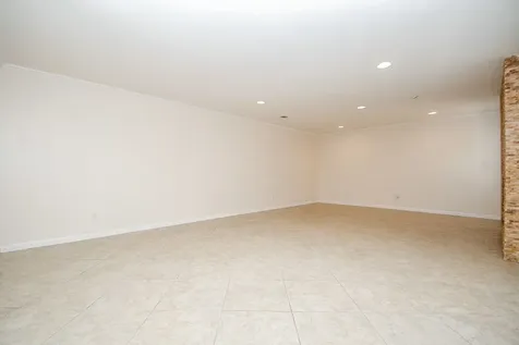 13240 Trail Hollow Drive 3240 Houston TX 77079