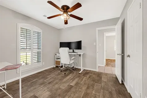 8607 Wood Drift Court La Porte TX 77571