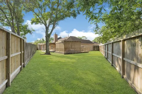 8607 Wood Drift Court La Porte TX 77571