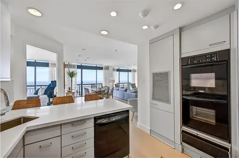 5220 Seawall Boulevard 1634 Galveston TX 77551