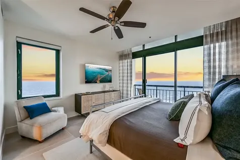 5220 Seawall Boulevard 1634 Galveston TX 77551
