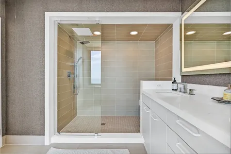 5220 Seawall Boulevard 1634 Galveston TX 77551