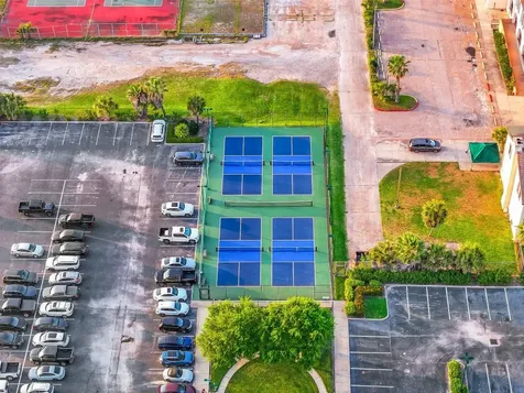 5220 Seawall Boulevard 1634 Galveston TX 77551