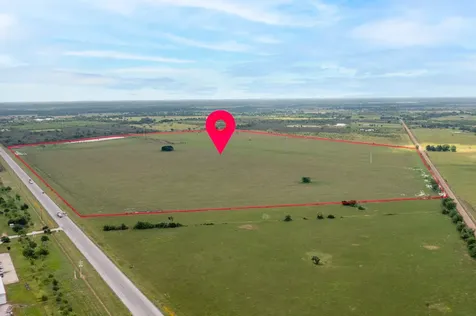 9369 Highyway 159 Highway E Bellville TX 77418