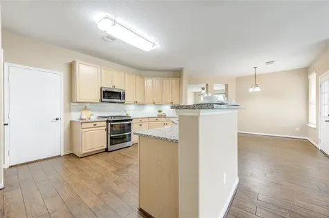 3722 Mystic Meadows Lane Friendswood TX 77546