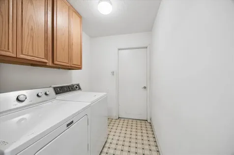 2726 N Larkspur Circle Pearland TX 77584