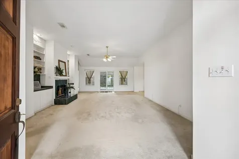 2726 N Larkspur Circle Pearland TX 77584