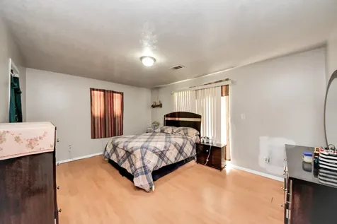 121 Elendor Drive Cleveland TX 77328