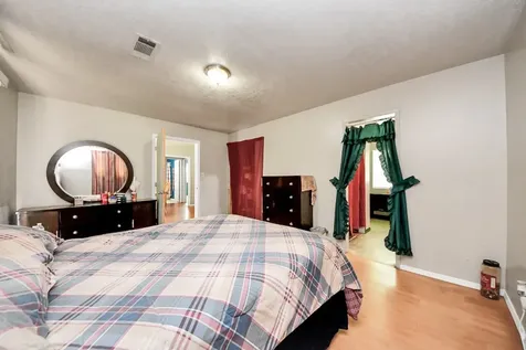 121 Elendor Drive Cleveland TX 77328