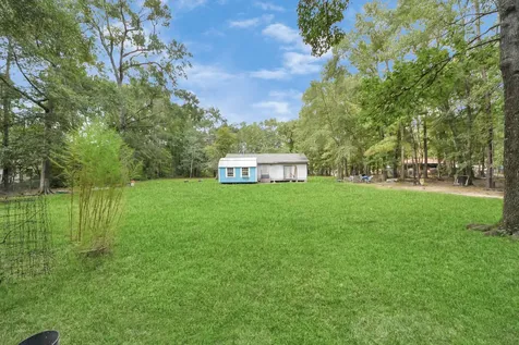 121 Elendor Drive Cleveland TX 77328