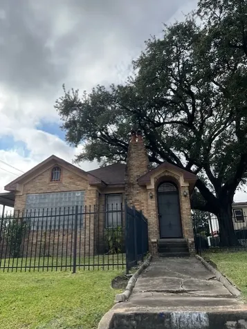 4442 Leeland Street Houston TX 77023