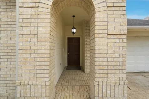 11030 Desert Springs Circle Houston TX 77095