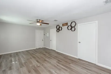 402 W Camp Street Brazoria TX 77422