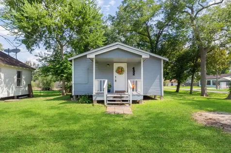 402 W Camp Street Brazoria TX 77422