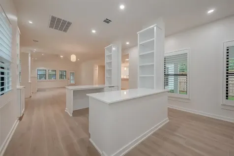 2702 Delano Street Houston TX 77004