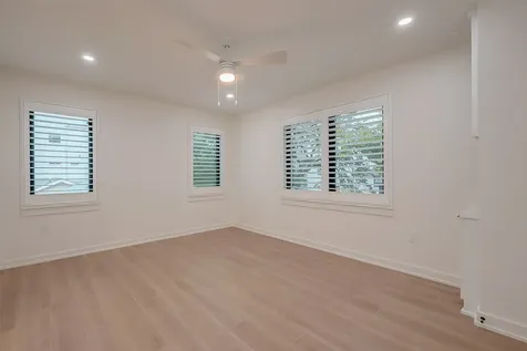 2702 Delano Street Houston TX 77004