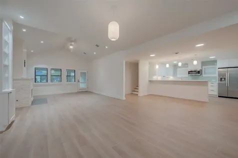 2702 Delano Street Houston TX 77004