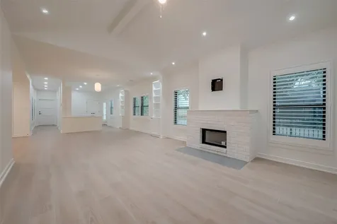 2702 Delano Street Houston TX 77004