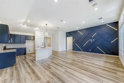 7603 Royal Oasis Lane Cypress TX 77433