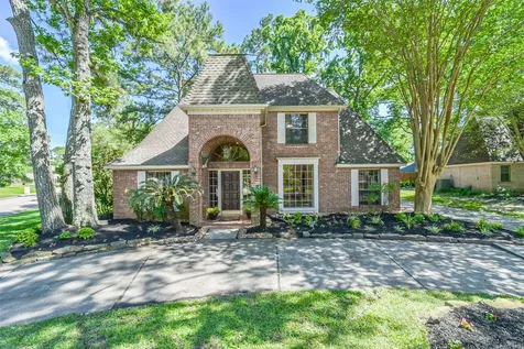 3910 Misty Gardens Court Kingwood TX 77339