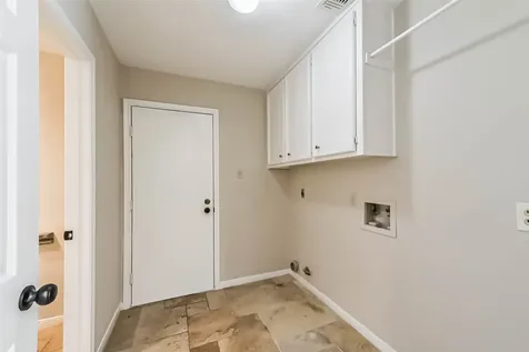 3910 Misty Gardens Court Kingwood TX 77339