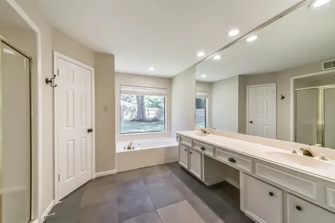 3910 Misty Gardens Court Kingwood TX 77339
