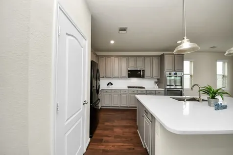 25106 Squire Knoll Street Katy TX 77493