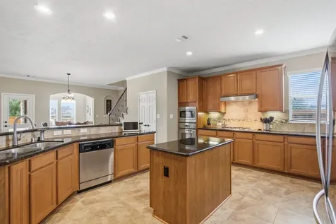 10458 Waterstone Estates Court Tomball TX 77375