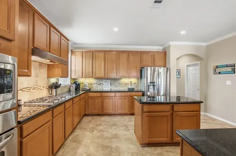 10458 Waterstone Estates Court Tomball TX 77375