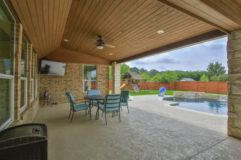 10458 Waterstone Estates Court Tomball TX 77375
