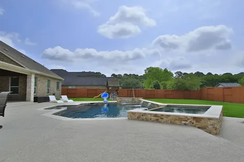 10458 Waterstone Estates Court Tomball TX 77375