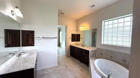 4802 Fairford Sugar Land TX 77479