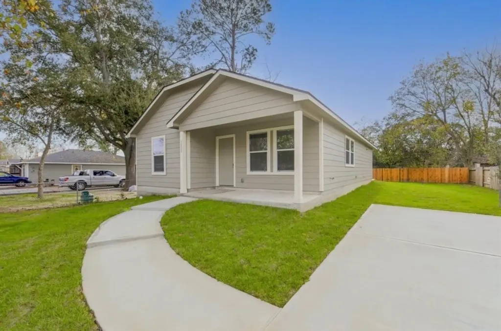 5824 Glen Lee Drive Houston TX 77396