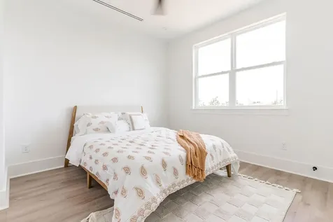 5705 Dolores Street B Houston TX 77057