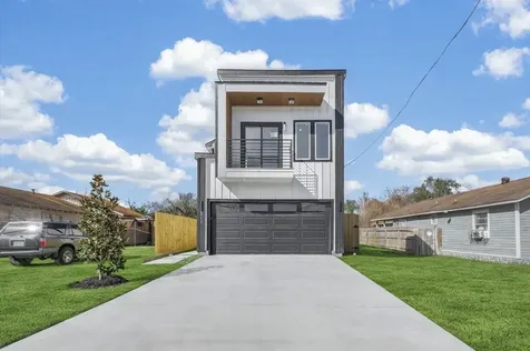 6719 Knox Street Houston TX 77091