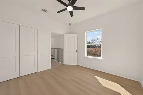 6719 Knox Street Houston TX 77091