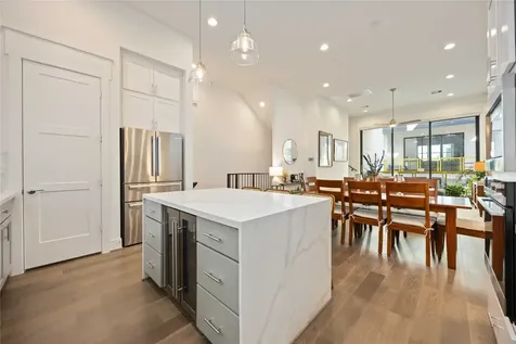 1211 Hickory Street D Houston TX 77007