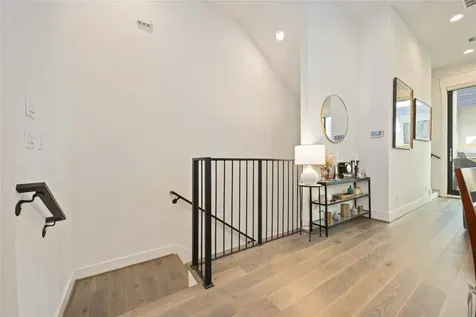 1211 Hickory Street D Houston TX 77007