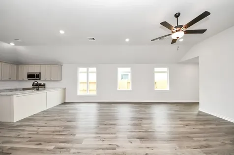 18720 Loom Drive Conroe TX 77306