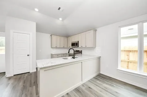18720 Loom Drive Conroe TX 77306